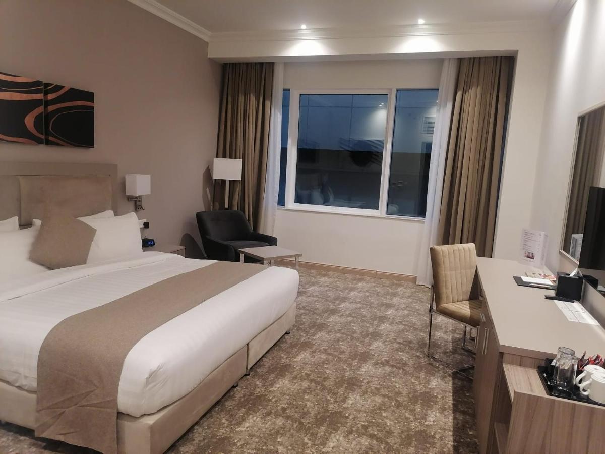 Gloria Hotel & Suites โดฮา ภายนอก รูปภาพ